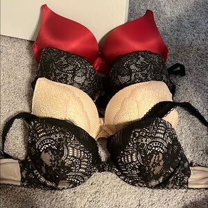 Bundle of Victoria’s Secret bombshell push-up bras